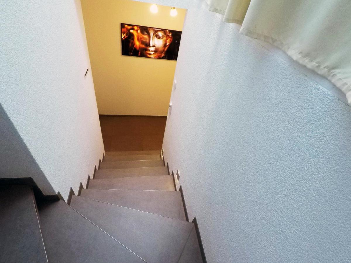 -Neubau- 30Qm Dach-Apartment Fulda Exterior photo