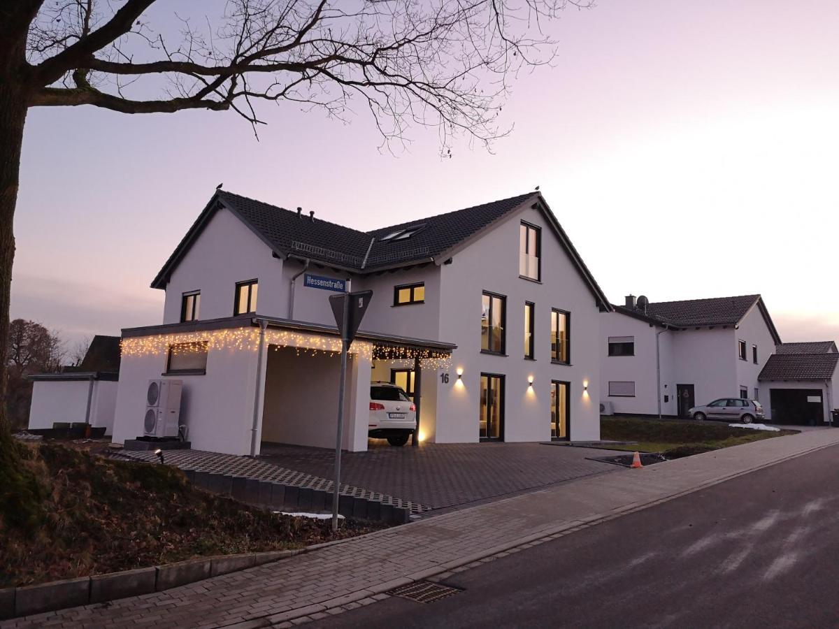 -Neubau- 30Qm Dach-Apartment Fulda Exterior photo